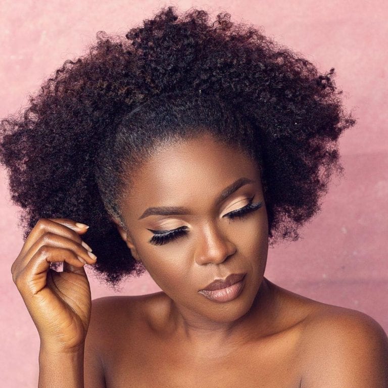 5 Female Celebrities with Sexy Hair: Women’s Trend-Spotter